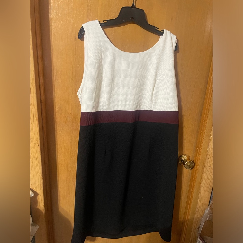 Women’s size 20W studio one dress